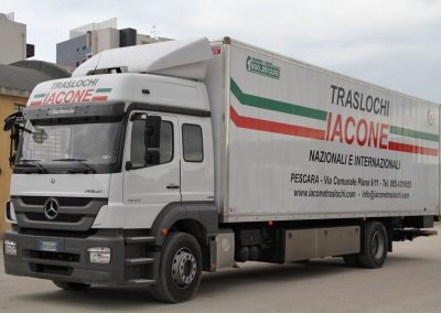 Camion Iacone Traslochi per traslochi nazionali e internazionali